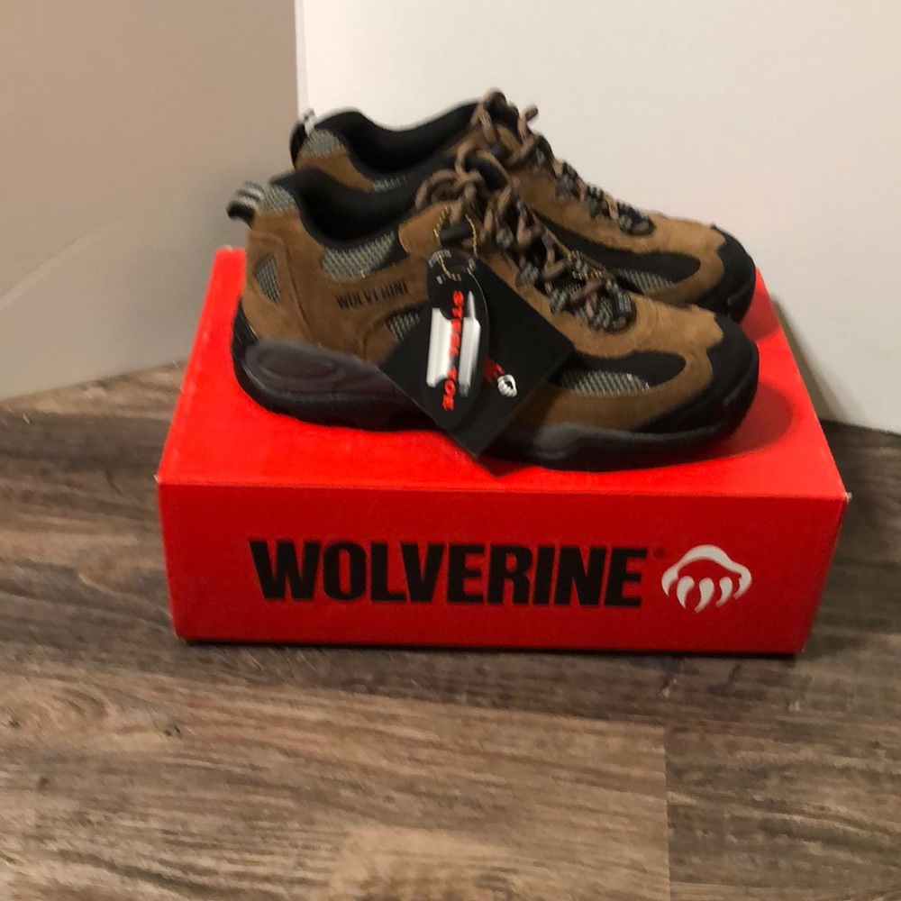 Men’s Retro “NIB” Wolverine Steel Toe Athletic Hiking Shoe Tan/Black Size 7.5M